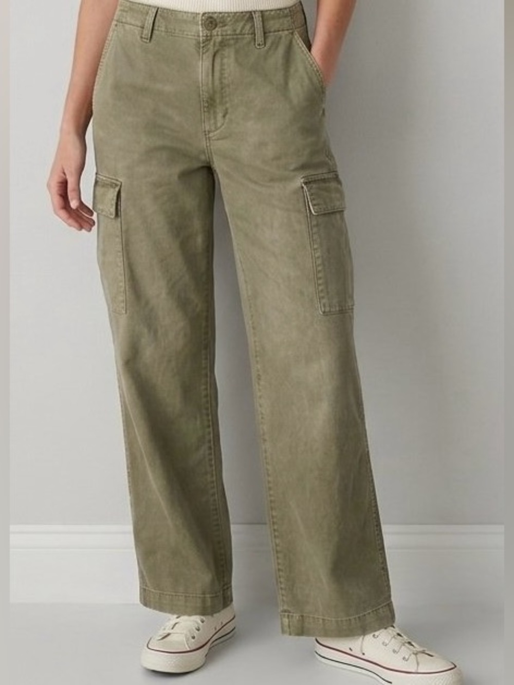 GAP Loose Khaki Cargo Pants Olive Green Size 2 Sustainable Cotton EUC